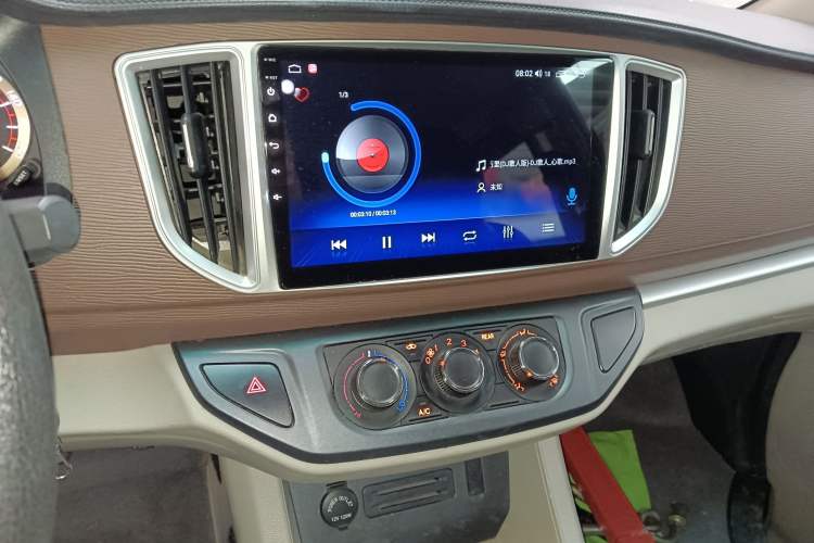 Used FORTHING Lingzhi 2019 Facelifted M5L 1.6L 7-Seater Base Model China VI Standard
