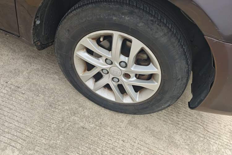 Used Geely Auto Emgrand 2016 Sedan 1.5L Manual Luxury Model
