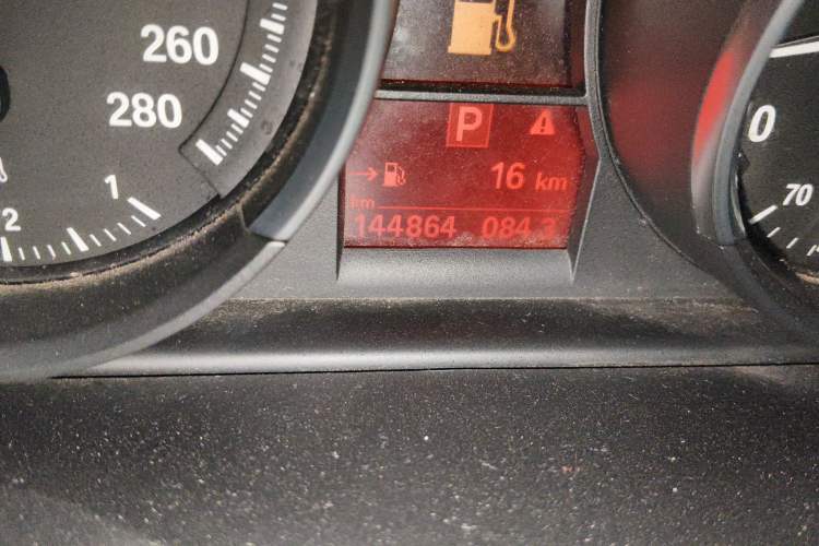 Used BMW Z4 2011 sDrive23i Flame Limited Edition
