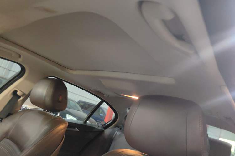 Used BMW 5 Series 2014 525Li Luxury Design Package