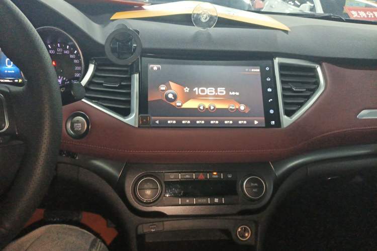 Used Haval H6 Coupe 2019 1.5T Automatic Two-Wheel Drive Elite Version China VI Standard Audio And AC Panel