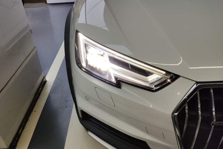 Used Audi A4 2017 45 TFSI allroad quattro Sport model
