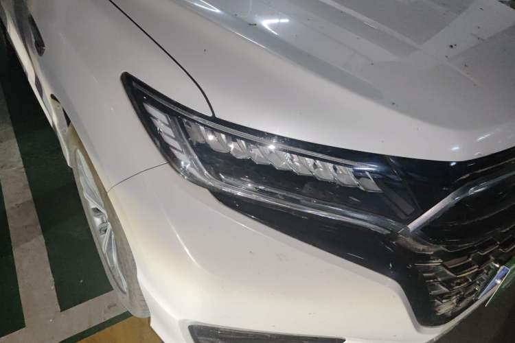 Used Honda UR-V 2020 370TURBO Two-Wheel Drive Luxury Edition Right Front Headlight