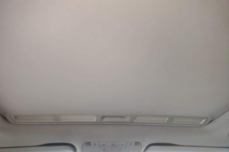 Used Mercedes-Benz C-Class 2016 C 180 L Sport Edition Headliner