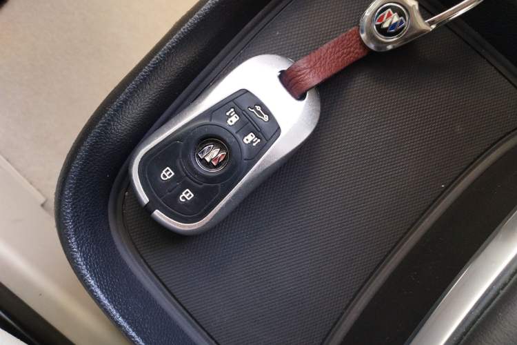 Used Buick GL8 2020 Avenir Avia Six-Seat Deluxe Edition