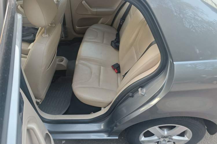 Used Volkswagen Bora 2012 1.6L Manual Fashion Edition