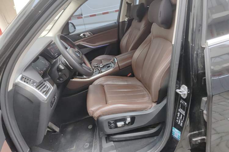 Used BMW X5 (Import) 2020 xDrive40i Luxury Model with M Sport Package
