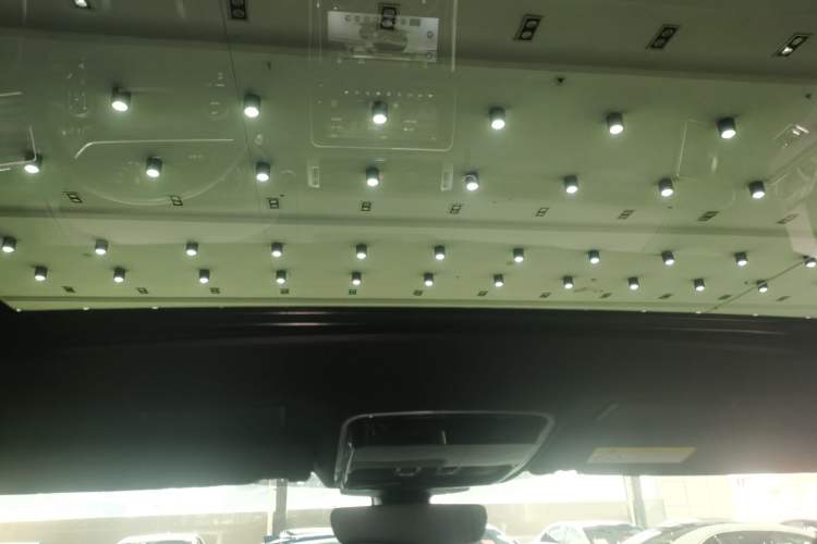 Used Land Rover Range SportNew Energy 2018 P400e
