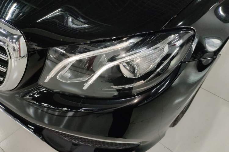 Used Mercedes-Benz E-Class 2019 E 200 L
