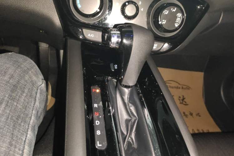 Used Honda Vezel 2020 1.5L CVT Pioneer Edition
