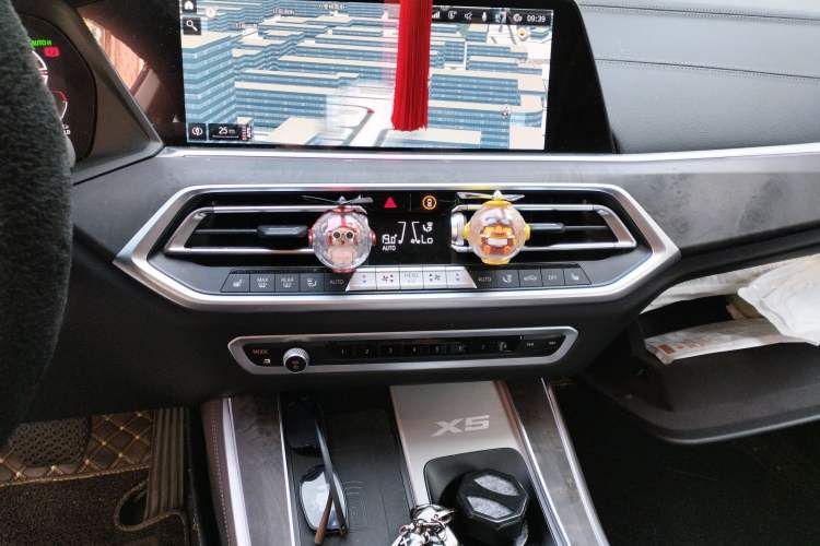 Used BMW X5 2022 Restyled xDrive 30Li Luxury Version M Sport Package
