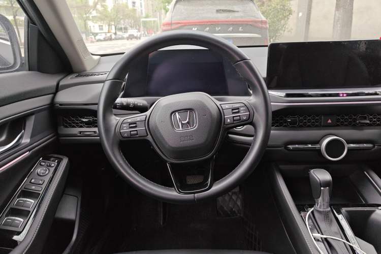 Used Honda Accord 2025 260TURBO Luxury Edition Steering Wheel