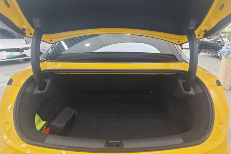 Used Zeekr 007 2024 Four-Wheel-Drive Performance Version 100 kWh
