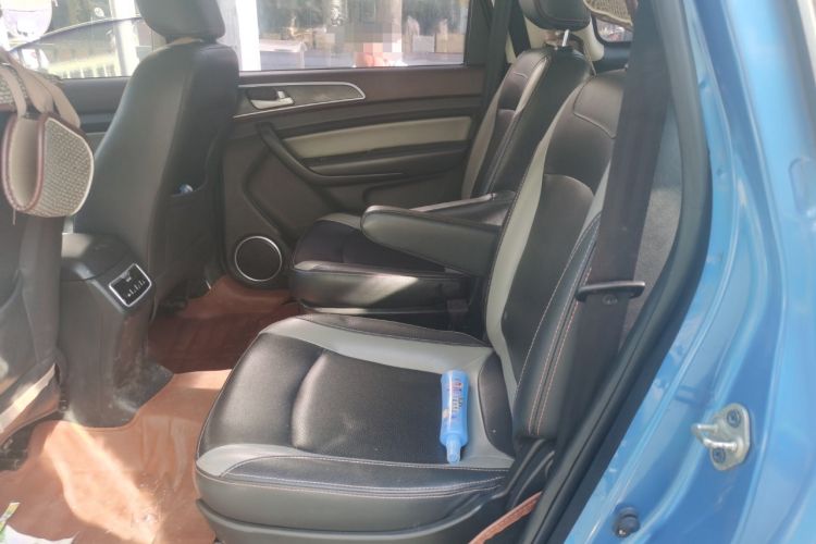 Used HYOSOW H3 2015 1.5L manual Comfort trim level Left Rear Seat