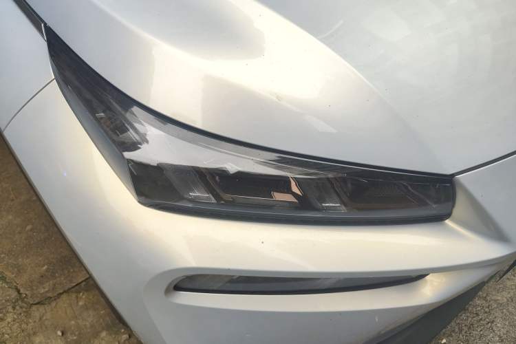 Used AION V 2024 Plus 70 Star Edition Lithium Iron Phosphate Right Front Headlight