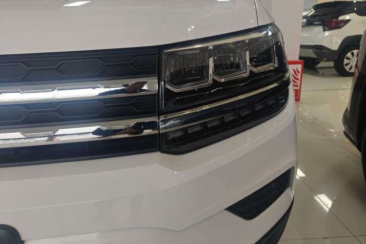 Used Volkswagen Tharu 2019 280TSI Two-Wheel Drive Trend Edition China VI Standard Left Front Headlight