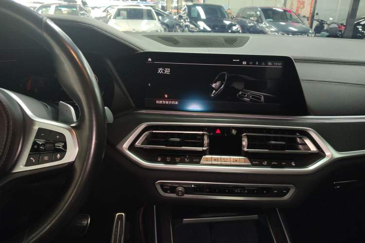 Used BMW X7 2020 xDrive40i Luxury M Sport Package
