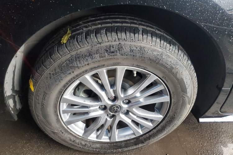 Used Toyota SIENNA 2021 2.5L Hybrid Premium Edition Exterior 2