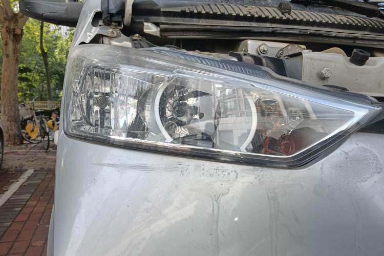 Used Wuling EV50 2020 Pure Electric Van Logistics Vehicle – Penghui Non-Heated Battery
