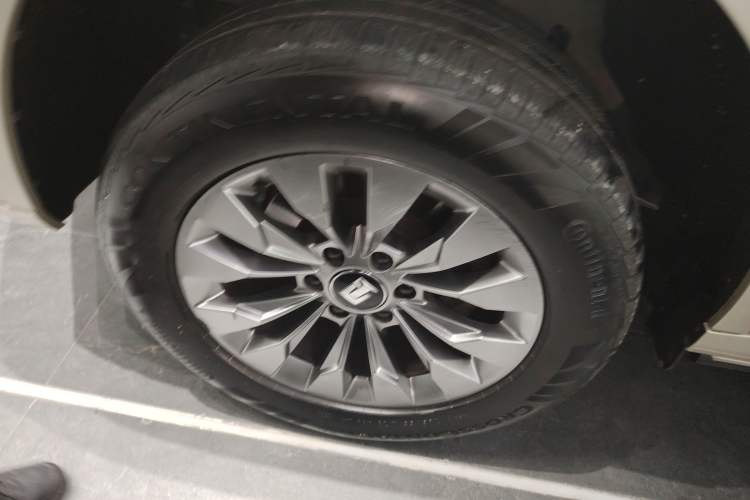 Used Tank 500 New Energy 2023 Hi4-T Left Front Wheel Hub