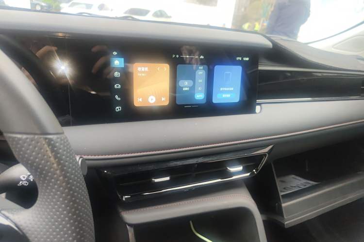 Used Roewe i5 2023 1.5L Manual Comfort Edition
