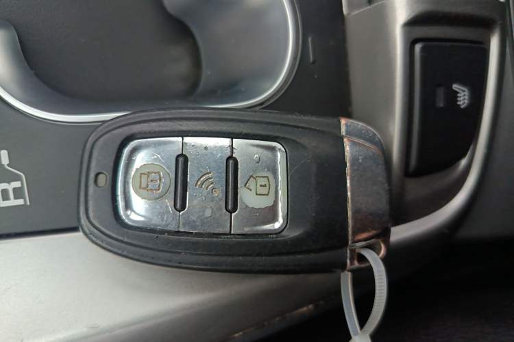 Used Chevrolet Captiva 2014 2.4L 4x4 Flagship Edition 7 Seats