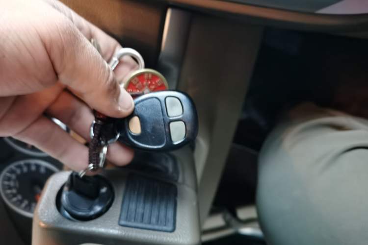 Used Buick GL8 2014 2.4L Classic Edition Vehicle Key