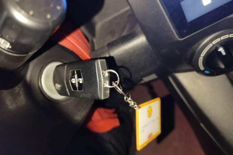 Used Mazda 2 2012 Hatchback Xuan Dong 1.3L Automatic Standard Edition