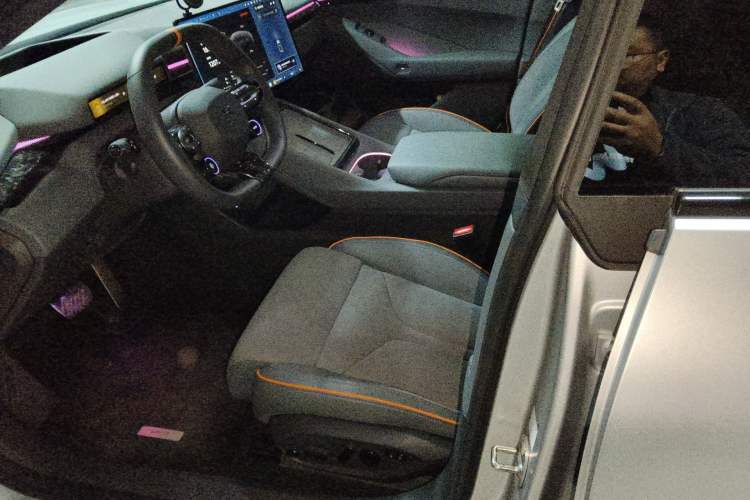 Used XPeng P7 2025 Model—750 All-Wheel-Drive Pengyi Ultra