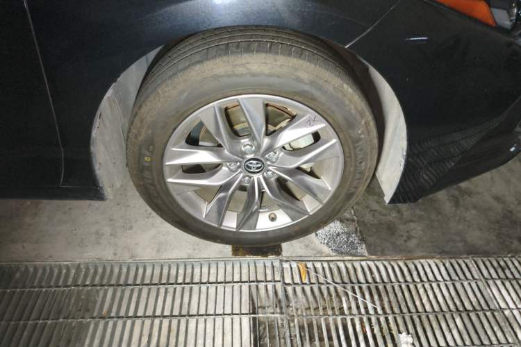 Used Toyota Avalon 2019 2.5L Ambition Version China VI Standard