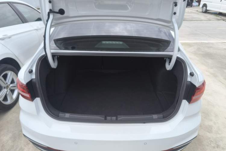 Used Volkswagen Lavida 2023 300TSI DSG Full-Comfort Edition
