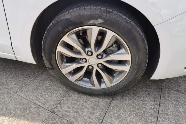 Used Buick GT 2019 18T Automatic Connected Elite Model China VI Standard
