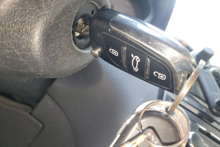 Used Peugeot 408 2013 2.0L Automatic Luxury Edition
