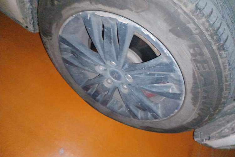 Used Ford Focus 2012 Sedan 1.6L Manual Comfort Model
