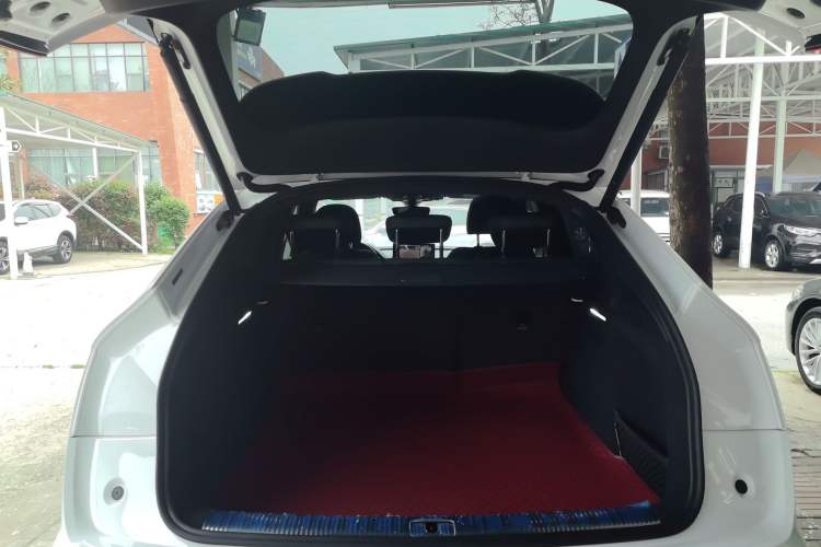 Used Audi Q5L Sportback 2024 40 TFSI Luxury Edition Trunk