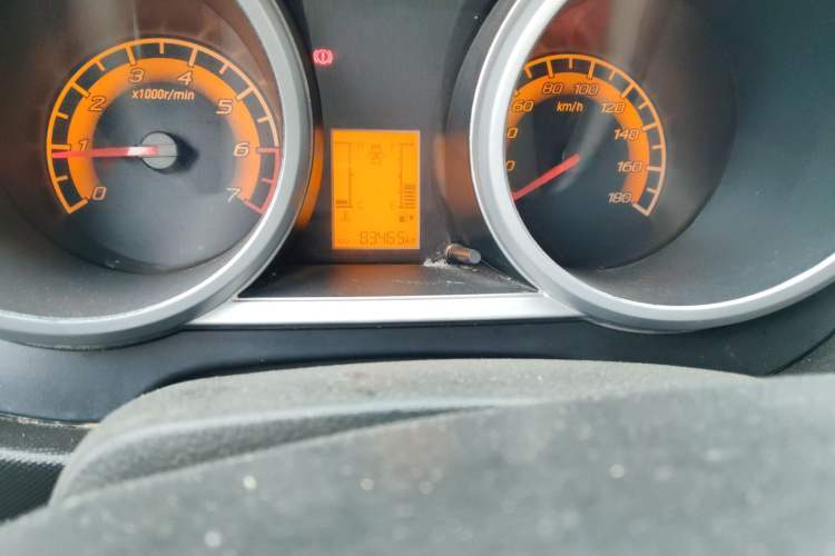 Used CHANGAN KAICHENG Ounuo S 2014 1.5L Base Version
