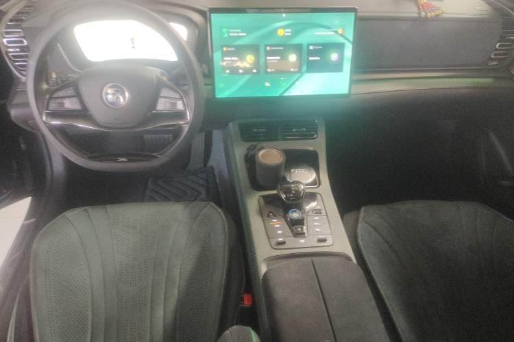 Used BYD Han 2022 EV 610 km All-Wheel-Drive Qianshan Cui Limited Edition
