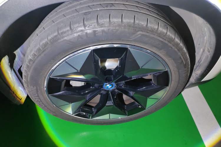 Used BMW iX3 2021 Leading Type
