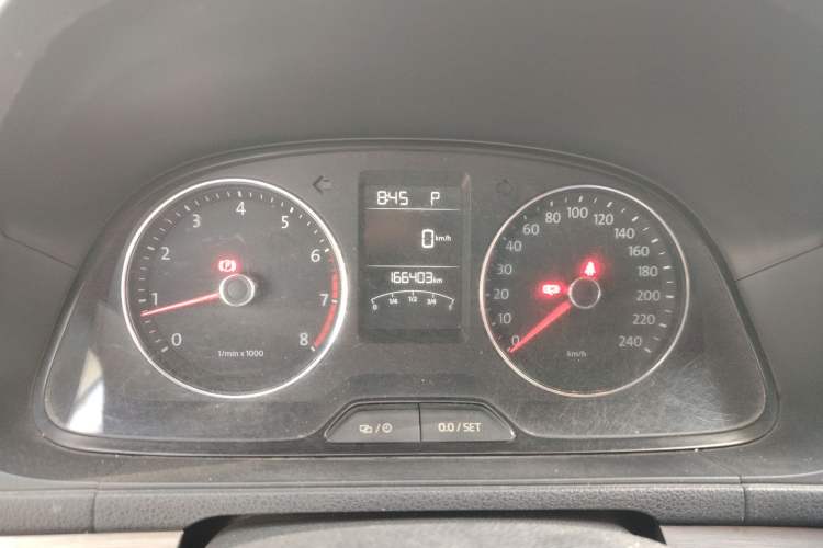Used Volkswagen Lavida 2013 Restyled Classic 1.6L Automatic Comfort Edition Instrument Cluster