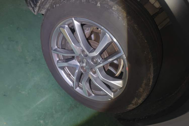 Used Nio ES6 2020 610 km Performance Version Right Front Wheel Hub