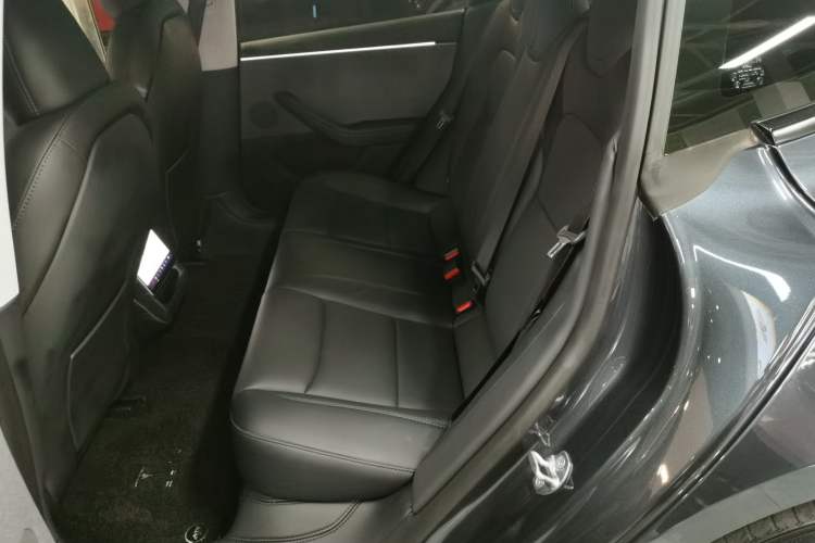 Used Tesla Model 3 2025 Rear-Wheel-Drive Version
