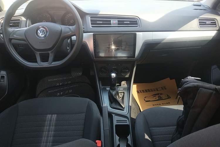 Used Volkswagen Lavida 2019 Lavida Start 1.5L Automatic Trendy Version China VI Standard Audio And AC Panel