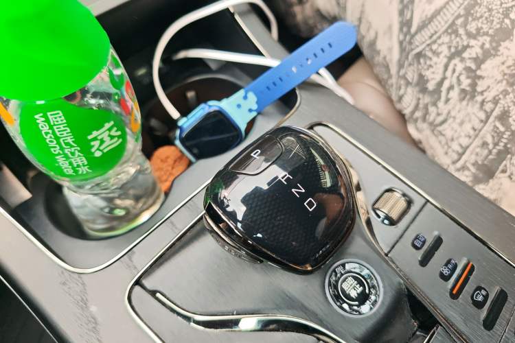 Used BYD Han 2020 DM Four-Wheel Drive Performance Edition Prestige Model Gear Lever