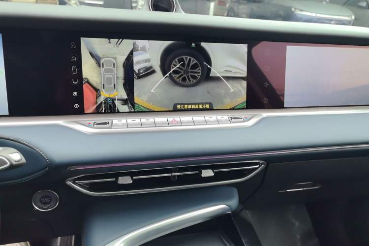 Used VOYAH FREE 2022 Four-Wheel Drive Ultra-Long Range Pure Electric Version
