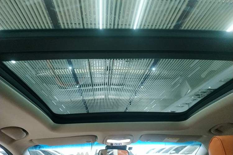 Used Buick GL6 2021 323T Mild Hybrid Connect Prestige Model
