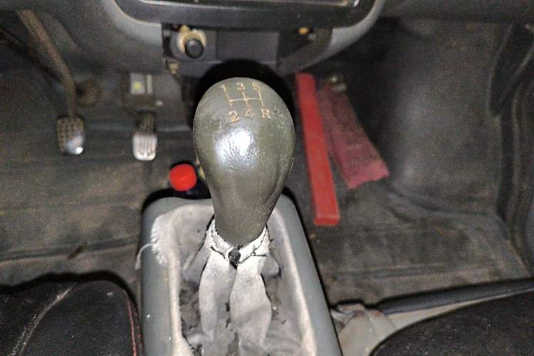 Used Wuling Zhiguang 2010 1.0L New Version Practical Short-Body L2Y
