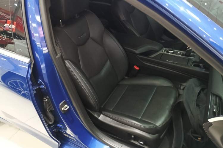 Used Cadillac CT5 2021 28T Luxury Model Right Front Seat