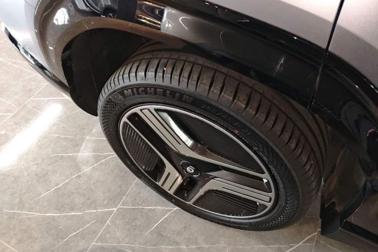 Used CHANGAN NEVO E07 2025 All-Electric 4x4 with 90 kWh Max Intelligent Driving Version

