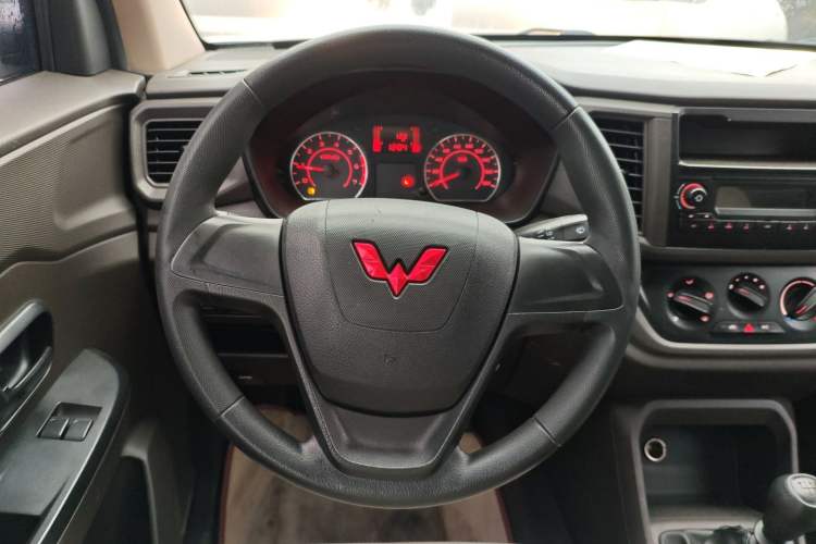Used Wuling Hongguang V 2021 1.5L Jingqu Version LAR