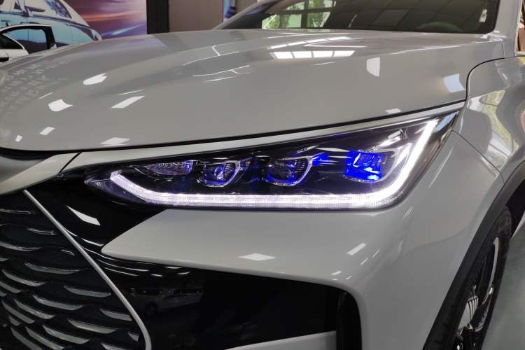 Used BYD Tang New Energy 2024 DM-i Glory Edition 112KM Prestige Model
